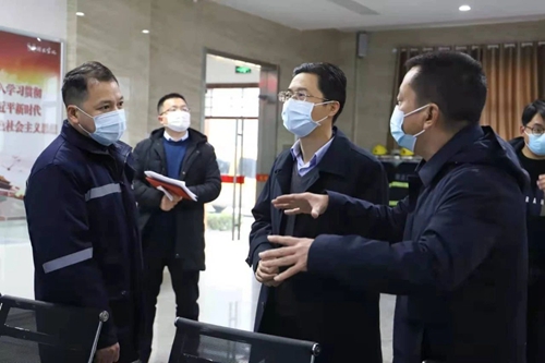 宜都市委副書記、市長李澤剛到楚星公司慰問市拔尖人才(圖1)